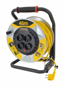 STANLEY-PRZEDŁUŻACZ BĘBNOWY   40m  3x1,5mm 16A IP20