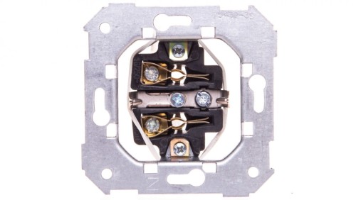 Simon 82 Gniazdo pojedyncze SCHUKO z/u 16A mechanizm 75432-39