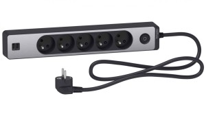 Odace Przedłużacz 5 gniazdowy z łącznikiem 2x USB, 1,5m antracyt+szczotkowane aluminium ST935U1BA