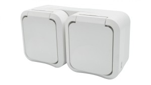 Gniazdo z uziemieniem podwójne natynkowe Aqua Pro IP55 białe 60225