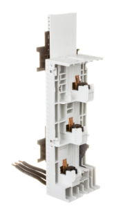 Adapter na szyny szerokości 45mm 63A rozstaw 60mm BBA2L-63 101480