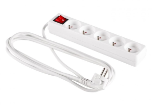 Przedłużacz z wyłącznikiem 5-gniazd z/u 1,5m /H05VV-F 3G1/ biały PM-ZW-5G-15
