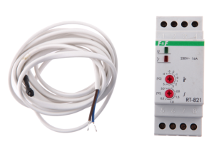 Regulator temperatury RT-821