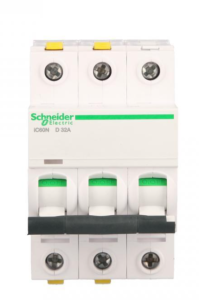 Wyłącznik nadprądowy 3P D 32A 6kA AC iC60N-D32-3 Acti9 A9F05332