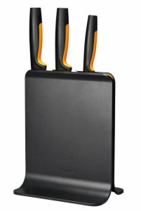 FISKARS ZESTAW 3 NOŻY W BLOKU CZARNYM FF .