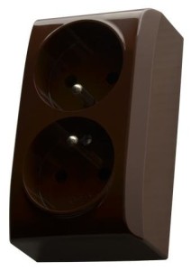 BIS GNIAZDO N/T PODW.2X2P+Z GN-2BZ BIAŁE